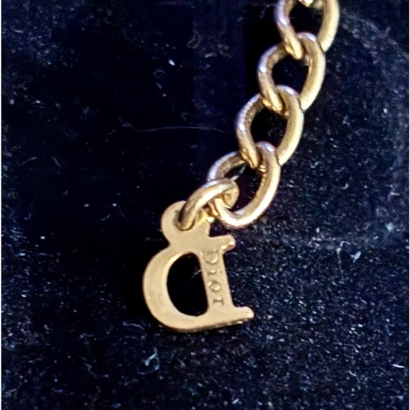 Christian Dior | Red Necklace with Dior Lock and Key Charm and Dior D - Picture 3 of 4